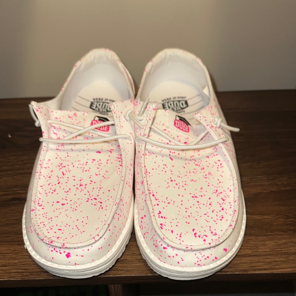 Hey Dude White and Pink Casual Moccasins